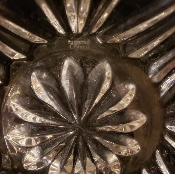 Imperial Crystal Bowl 7 3/4" wide 5" tall - Picture 4 of 4